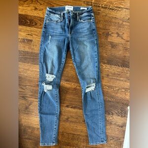 Frame Denim Blue Skinny Jeans with Knee Rips